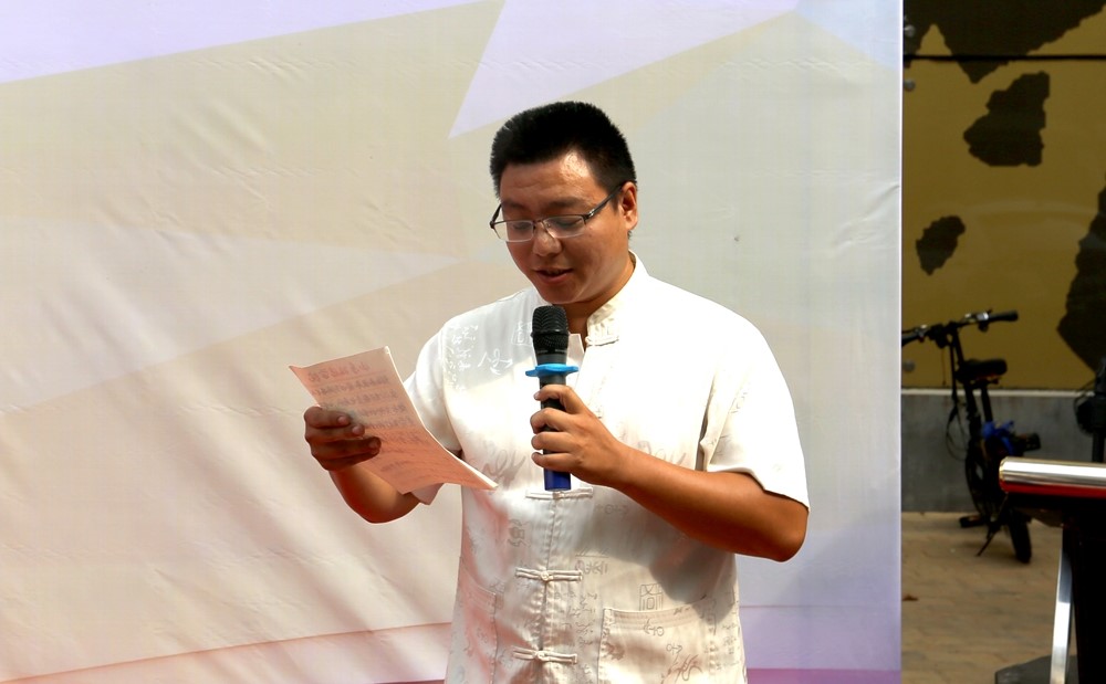 “红色记忆”剪纸展亮相星工坊·中国工业艺术馆 “红色记忆”剪纸展亮相星工坊·中国工业艺术馆