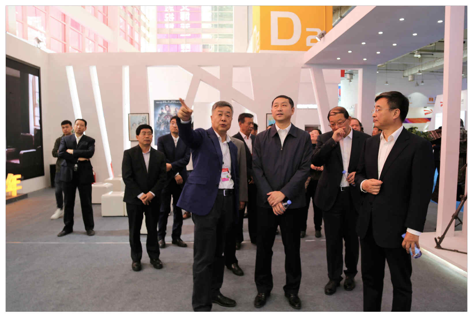 色情视频
集团精彩亮相2018山东文博会 色情视频
集团精彩亮相2018山东文博会