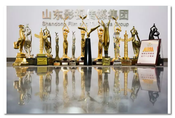 喜报!色情视频
色情视频
制作创作团队荣获“干事创业好团队”荣誉称号! 喜报!色情视频
色情视频
制作创作团队荣获“干事创业好团队”荣誉称号!