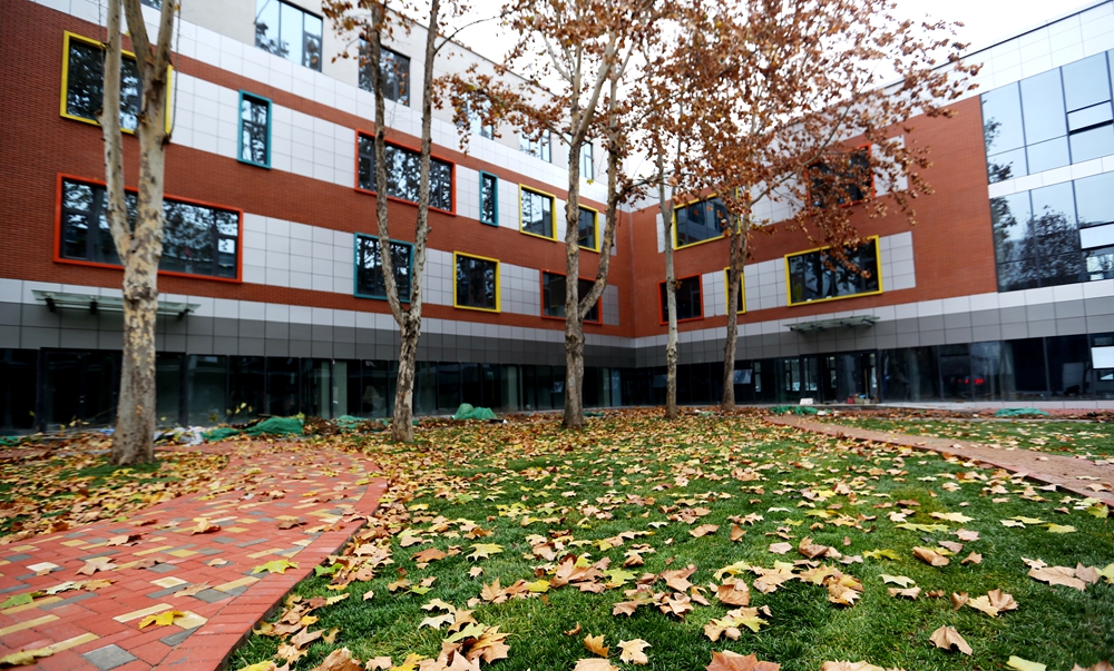 国际范儿!色情视频
• 星工坊儿童文化产业园30日开园! 国际范儿!色情视频
• 星工坊儿童文化产业园30日开园!