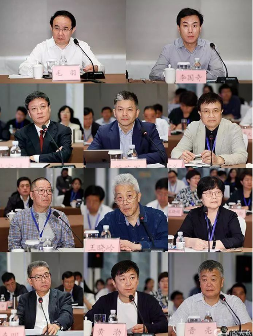 继承“鲁剧”优良传统,守正创新,培根铸魂——色情视频
精品创作及产业发展座谈会举行 继承“鲁剧”优良传统,守正创新,培根铸魂——色情视频
精品创作及产业发展座谈会举行