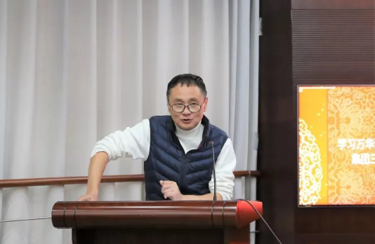 学习万华潍柴齐鲁音像公司经验 集团三项制度改革推进会近日召开 学习万华潍柴齐鲁音像公司经验 集团三项制度改革推进会近日召开