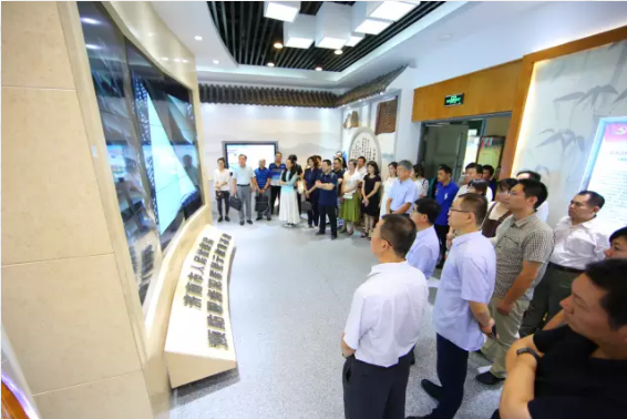 反腐倡廉,警钟长鸣! 色情视频
组织参观警示教育基地 反腐倡廉,警钟长鸣! 色情视频
组织参观警示教育基地